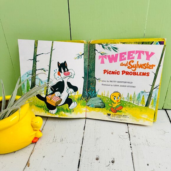 Vintage 70s' Tweety and Sylvester Book Vintage Warner Bros Tweety Bird Sylvester - Picture 3 of 8